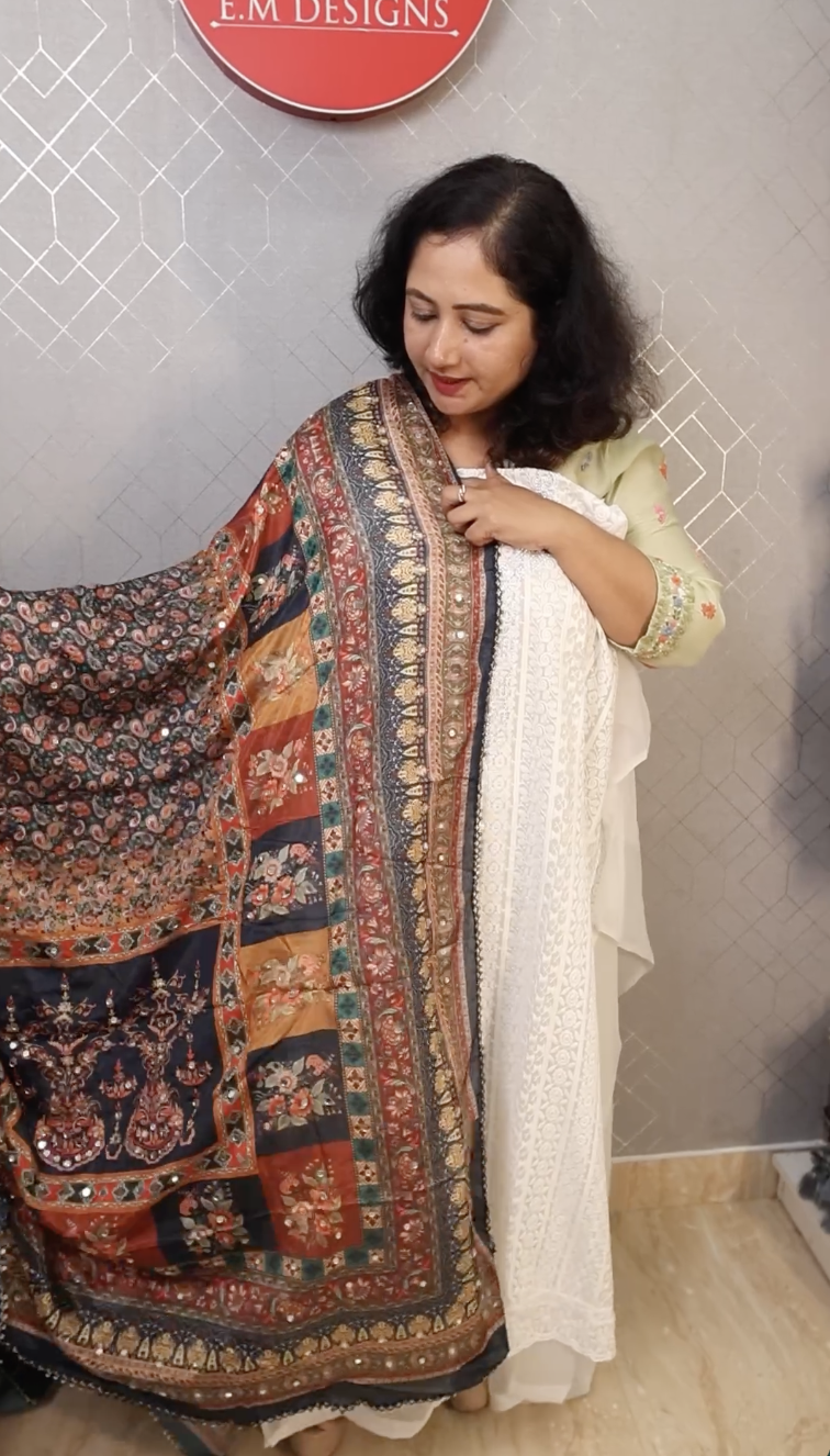 EM25, schifli georgette unstiched