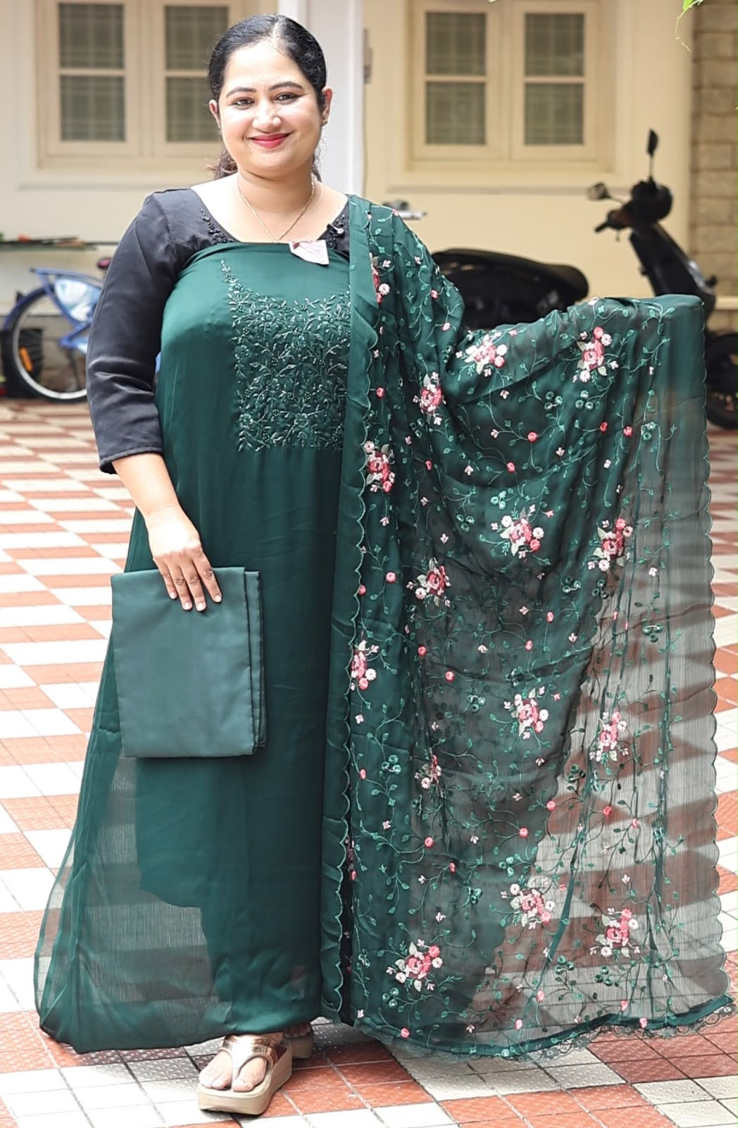 EM37,partywear collection