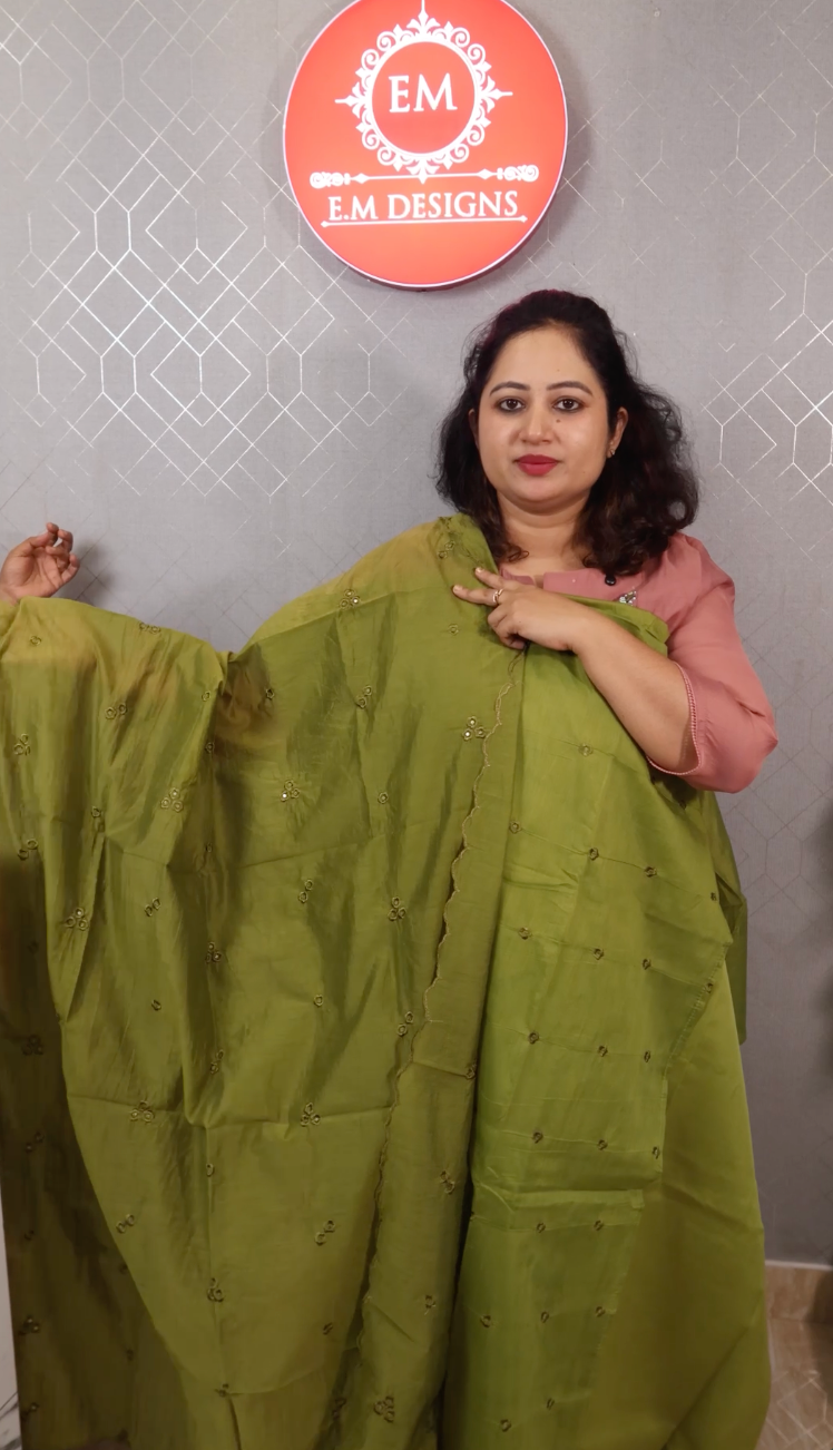 Mul chanderi with applique work EM003