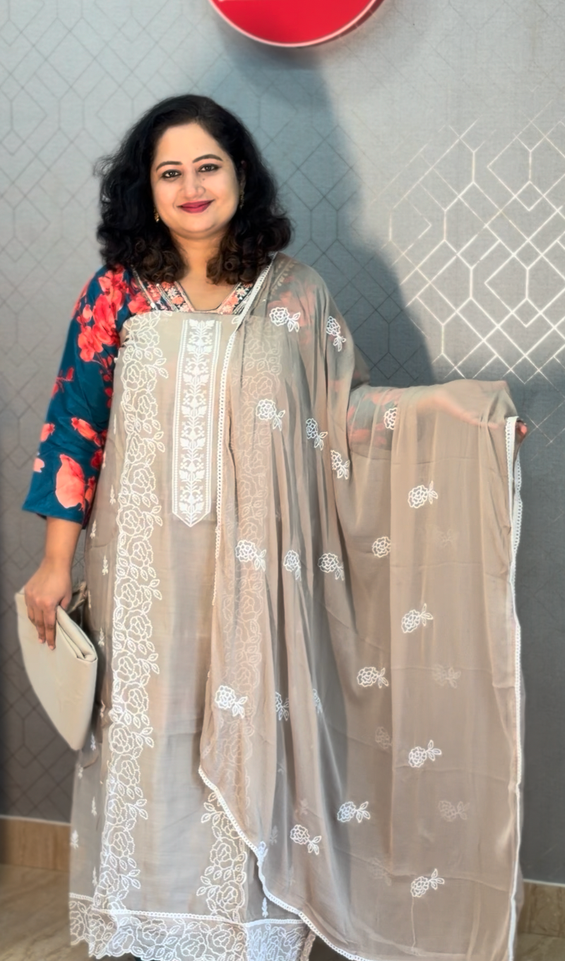 Mul chanderi sets EM016